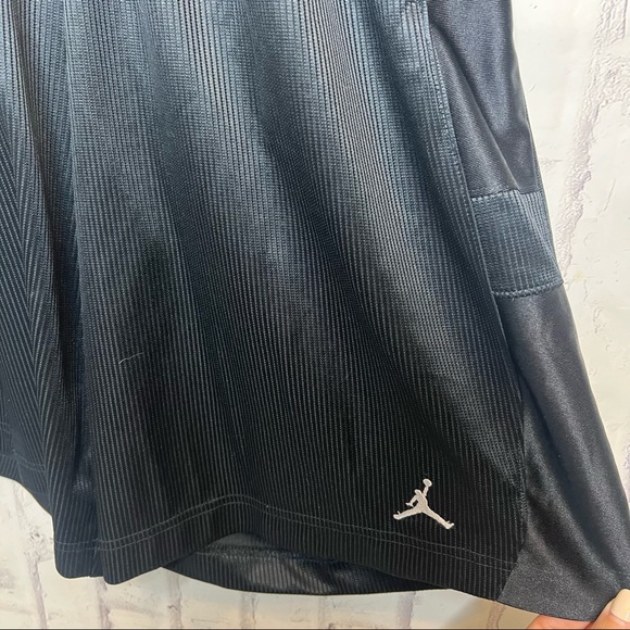 Nike Air Jordan Sri-fit black mesh stripes black basketball shorts - Picture 4 of 11